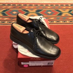 FERRAGAMO MENS SHOES